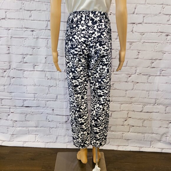 BANANA REPUBLIC, boyfriend cut blue and off-white floral jeans - Picture 9 of 11